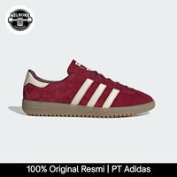 Gambar ADIDAS BERMUDA ORIGINAL UNISEX - COLLEGIATE BURGUNDY/WHITE/MAROON - 43 dari Nelsons Footwear undefined 1 Tokopedia