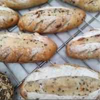Gambar ROTI SOURDOUGH SOFT ARTISAN HALAL - Cinnamon Roll dari Brania Almond undefined 1 Tokopedia