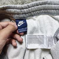 Gambar Celana panjang pria wanita Sweatpants joggerpants Nike Abu abu dari yk_secondbranded undefined 4 Tokopedia
