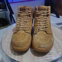 Gambar Jordan 1 Retro High - Wheat (Used) dari astronot house undefined 2 Tokopedia
