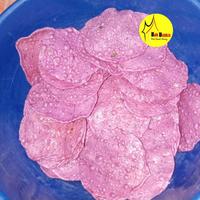 Gambar (PRODUSEN) KERUPUK KAMANG UBI UNGU/SINGKONG ASLI BUKITTINGGI LEBAR 7CM dari Bali Disiko undefined 4 Tokopedia