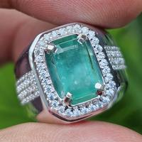 Gambar Batu Zamrud Bluish Green Emerald Minor Memo 2.14 crt dari AZHAR GEMSTORE undefined 4 Tokopedia