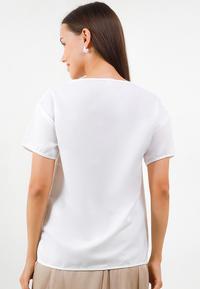 Gambar LLACES Clothing - Blouse Wanita - Basic Tee Blouse with Crystal -White - S dari LLACES Clothing undefined 3 Tokopedia