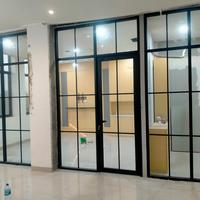 Gambar Partisi  Aluminium motif Ornamen warna hitam doff dari KARYA SINAR ALUMINIUM undefined 2 Tokopedia