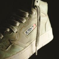 Gambar Autry Medalist Mid 100% authentic dari Goodlookingshoes undefined 4 Tokopedia
