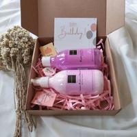 Gambar Hampers Scarlett Whitening Gift Box Hadiah Wedding Hampres Ramadhan - Isi 1 Pcs dari MhayOfficial undefined 2 Tokopedia