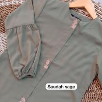 Gambar Gamis Wanita Remaja Terbaru 2024 Bahan Wolfis - Saudah Dress - Hitam, XL dari Anaura Fashion Muslim undefined 4 Tokopedia