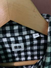 Gambar Uniqlo shirt black white dari 2ndlab undefined 4 Tokopedia