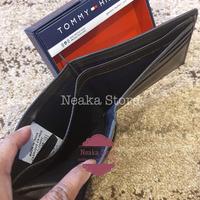 Gambar Dompet Pria Tommy Hilfiger leather passcase RFID 31tl220094 brown dari Neaka Store undefined 4 Tokopedia