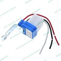 Gambar SAKLAR OTOMATIS SENSOR CAHAYA AS-10-220V 10A Photo Cell Switch dari Aufa Dinamika Elektrik undefined 4 Tokopedia