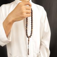 Gambar Tasbih Kayu Gaharu Asli Kalimantan Super King Grade A Wangi 33 Butir dari Gelang Tasbih Kayu Batu undefined 3 Tokopedia