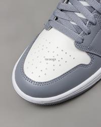 Gambar Air Jordan 1 Mid Stealth Grey 100% Original Authentic BNIB dari TSM Sneaker undefined 4 Tokopedia