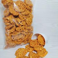 Gambar KERUPUK KRUPUK SEBLAK PEDAS | SEMBRING RODA - 250 gram dari toko kue meisya undefined 5 Tokopedia