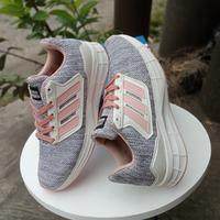 Gambar sepatu running zumba aerobik wanita berbau original terbaru 2023 - oreo putih, 36 dari favoritsport01 undefined 3 Tokopedia