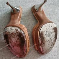 Gambar Sepatu Sendal Heels Bekas Pesta Hak Tinggi Strap Cewe Perempuan Guess dari Mama's Koken undefined 3 Tokopedia