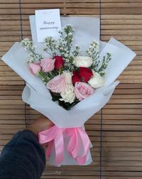 Gambar Buket bunga asli semarang - 10 tangkai, mawar merah dari Kilvia Store Semarang undefined 4 Tokopedia