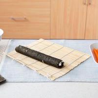Gambar Gulugan Sushi Bambu Rolling Sushi Mat Bambu dari Kitchenmart306 undefined 2 Tokopedia
