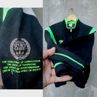 Gambar jaket tracktop adidas vintage second LIKE NEW dari mabrukthrift undefined 4 Tokopedia