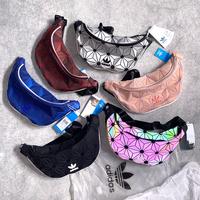 Gambar Tas Selempang Waistbag Pria Adidas Issey Miyake Original Reflective - Reflective dari AUTHENTIC Official Shop undefined 1 Tokopedia