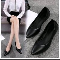 Gambar Sepatu Pantofel Wanita Hitam Polos - 36 dari TheresaLie Store undefined 2 Tokopedia