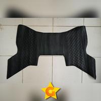 Gambar Karpet Mobil Suzuki APV Pickup / Mega Carry 2012-2021 bagian depan sambung dari GudangKarpetNew undefined 3 Tokopedia
