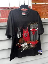 Gambar Chicago Bulls by Nutmeg dari Cloudy.Market undefined 1 Tokopedia