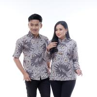 Gambar baju batik couple-baju batik pasangan suami istri-baju batik keluarga - PRIA KOBIS, M dari ATASAN BATIK COUPLE undefined 3 Tokopedia