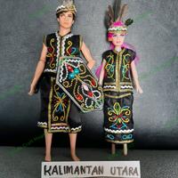 Gambar Baju adat Kalimantan utara lengkap dengan boneka dari Dudu Craft Magetan undefined 1 Tokopedia