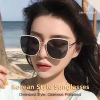 Gambar Kacamata Sunglasses Polarized Hitam Anti Silau Oversized Wanita 8072 - BLACK(PL) dari Gray Pink undefined 3 Tokopedia