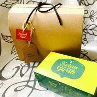 Gambar Ketan Gurih Ny Lany Cirebon dalam boks ekslusif - 5 pcs + Box dari Rumah Kue Cirebon undefined 1 Tokopedia