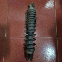 Gambar Skok Peer Per Pir Shock Breaker Sepeda Motor Honda Vario Bekas Rusak dari tonytop_NEW undefined 1 Tokopedia