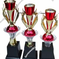 Gambar Trophy / Piala Part 2 Besar dari sportstitan undefined 1 Tokopedia