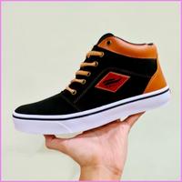 Gambar 10.10 BRAND FESTIVAL !!! SEPATU PRIA BOOT VANS KASUAL SANTAI - hitam merah, size 38 dari pacificshopiushera undefined 2 Tokopedia