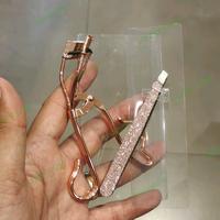 Gambar MINISO  Eyelash Curler + Eyebrow Tweezer Sparkling Star Series dari LEELOUF Shop undefined 2 Tokopedia