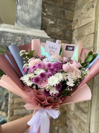 Gambar Buket bunga asli Hydrangea Mawar, gompye, aster krisan/ Buket wisuda - Mix 6 dari Bliss floristBandung undefined 4 Tokopedia