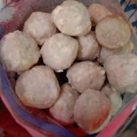Gambar Bakso Sapi Urat Special Homemade Tanpa Pengawet Isi 10 / 25 / 50 butir - 10 butir dari BINTAN Frozen Foods undefined 1 Tokopedia