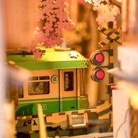 Gambar DIY 3D Book Nook Sakura Densya ROLIFE TGB01 dari Faihove Store undefined 4 Tokopedia