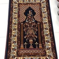 Gambar karpet sajadah imam tutki asli kualitas terbaik bahan sutra dari ALIF KARPET undefined 1 Tokopedia