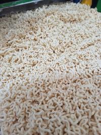 Gambar Mie mentah Keriting Spesial Telur Bebek - Untuk mie ayam/bakmi/yamin dari Spatulaku Bekasi undefined 3 Tokopedia