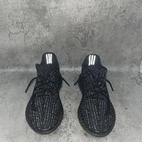 Gambar Sepatu Yeezy Black Reflective Non-Original No Box Size 42 dari tokogudangid undefined 3 Tokopedia