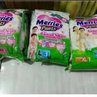 Gambar merries pants diapers S M L XL rencengan renceng kartonan karton - M x 3 renceng dari Otello babies shop undefined 3 Tokopedia
