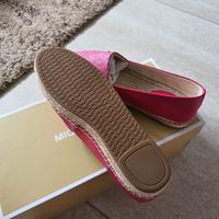 Gambar Sepatu Wanita MK Kendrik slip on rubin red dari Neaka Store undefined 4 Tokopedia