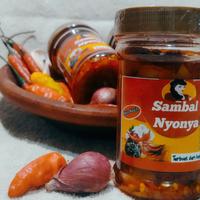 Gambar Sambal Nyonya - Sambal Cumi Original - Sambal Cumi, 150 gram dari Sambal Bawang Nyonya undefined 2 Tokopedia