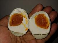 Gambar Telur Asin Bebek Omega Organik Matang Fresh Enak dari Telur Asin Umi undefined 5 Tokopedia