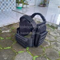 Gambar Tactical Vest Airsoft Plate carrier Rompi TNI Polri Kevlar Anti Peluru dari BandungOke undefined 4 Tokopedia