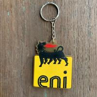 Gambar original merchandise gantungan kunci oli lawas dari The Coen undefined 1 Tokopedia