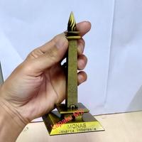 Gambar Miniatur Monas Jakarta Indonesia dari Lapaku M2 undefined 3 Tokopedia