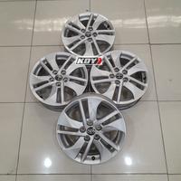 Gambar Velg Ori Copotan Mobil STD SIENTA R15 Hole 5X100 SILVER Pelek Murah dari velgsekenkedoya undefined 3 Tokopedia