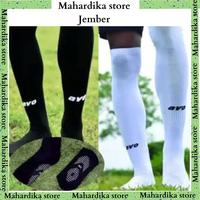 Gambar Kaos kaki Avo anti slip R9 panjang se lutut, Kaos kaki sepakbola/futsa - Putih dari Mahardikastoreee undefined 1 Tokopedia