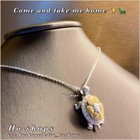 Gambar Liontin Turtle - Kura Kura Mas Putih Kadar 750 Asli Emas dari Ho-shops undefined 2 Tokopedia